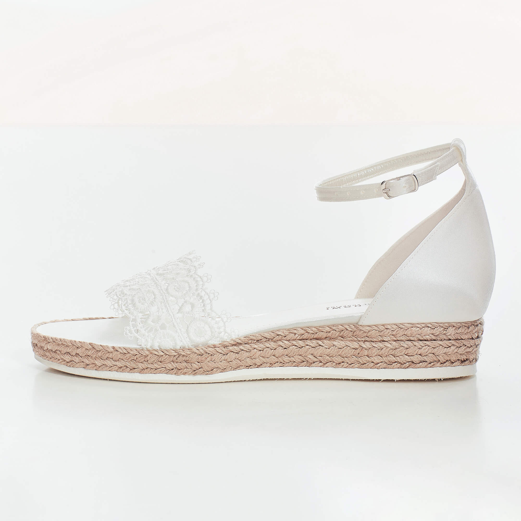 Braut-Sandalette aus Spitze