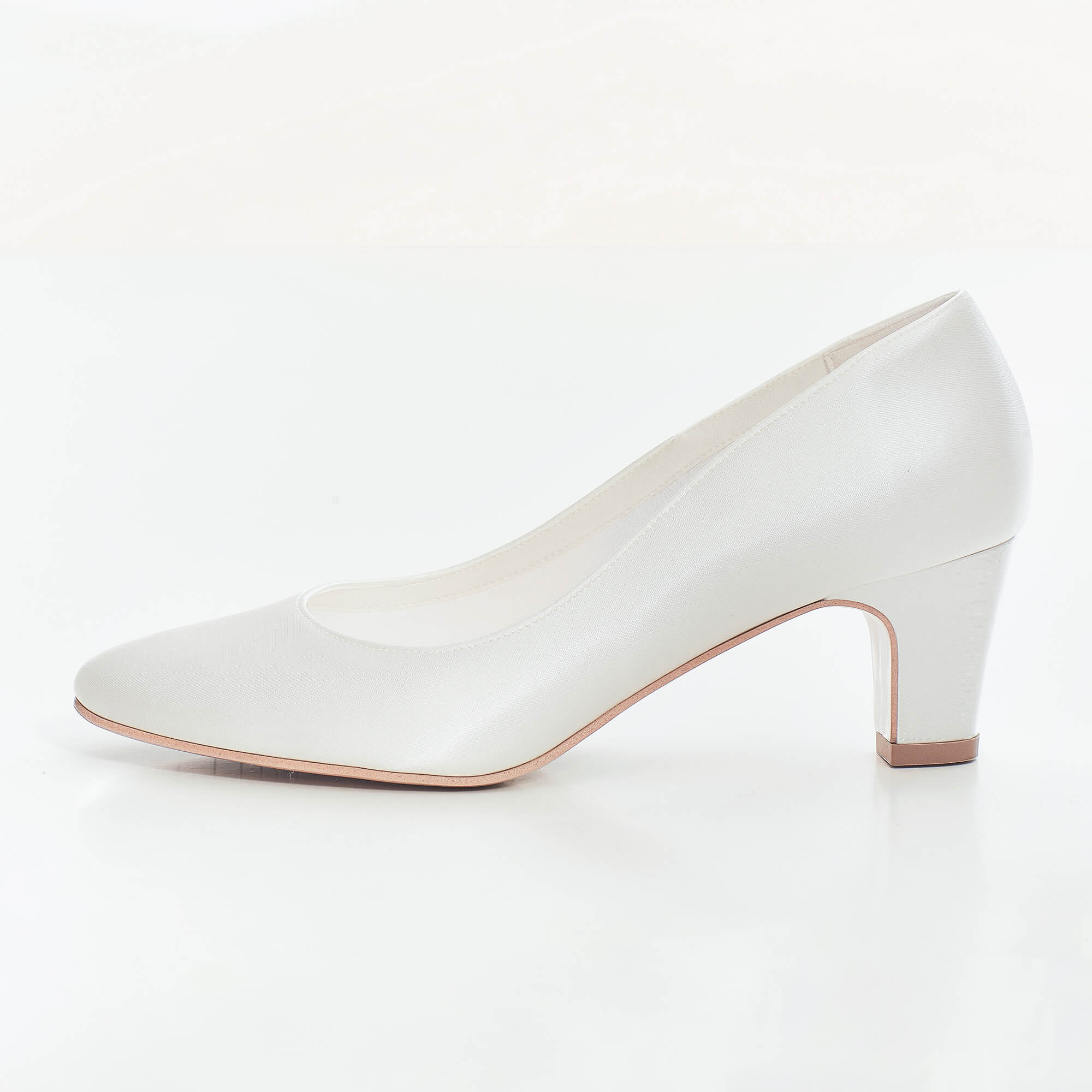 Brautschuh aus Satin, Absatzhöhe 6 cm