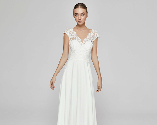 Keeping the Peace: How to Plan a Wedding Alone (Without Losing Your Sanity!)